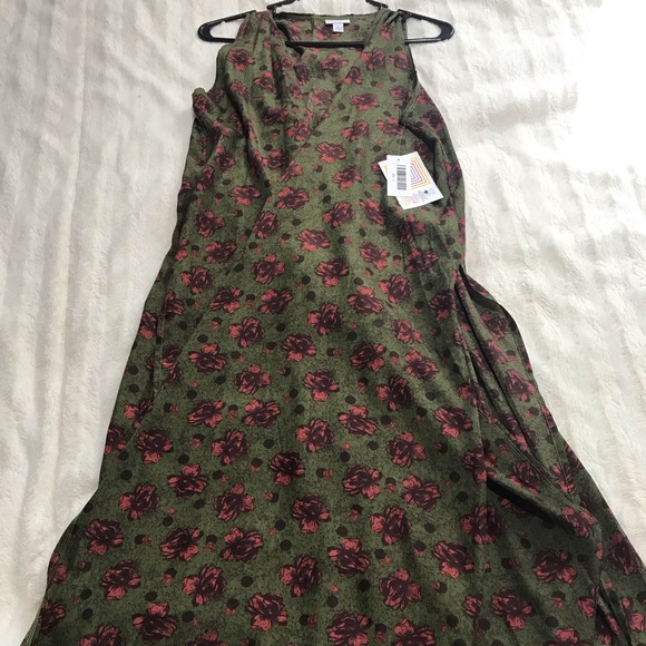 LuLaRoe Jackets & Blazers - LuLaRoe Green floral Joy! 💚
